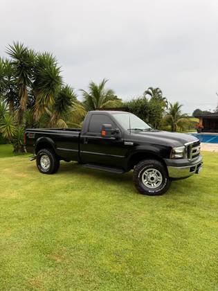 FORD F-250 3.9 XLT MAX POWER 4X4 CS DIESEL 2P MANUAL FORD F-250 3.9 XLT MAX POWER 4X4 CS DIESEL 2P MANUAL